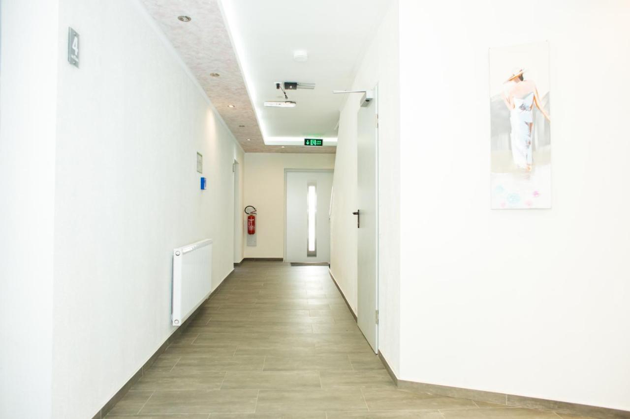 Dein Hotel Hamburg Exterior photo